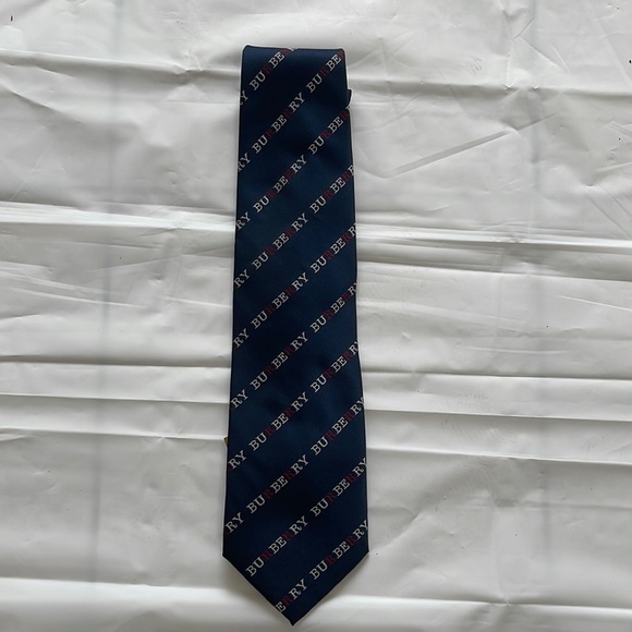 Vintage Burberry silk tie - Picture 1 of 6